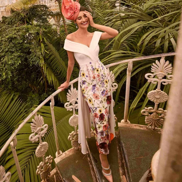 Ivory Sheath Mother of the Bride Dresses 3D Flower Sleeveless